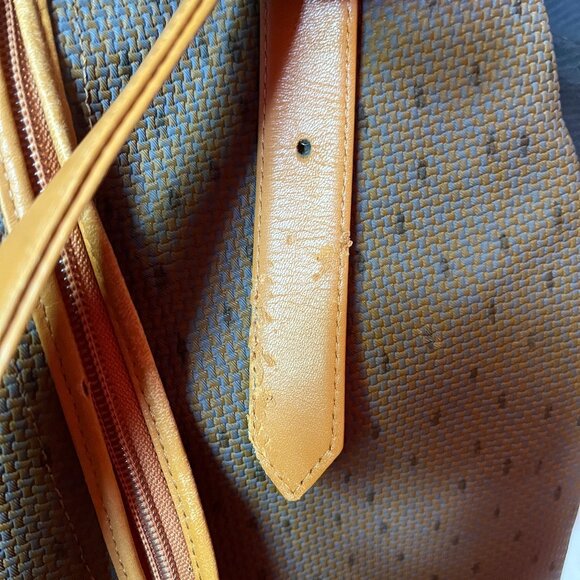 🇫🇷 Yves Saint Laurent Vintage Leather Sling Style Shoulder Bag - RARE! - Picture 14 of 16